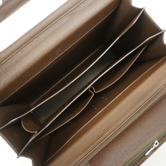 Louis Vuitton Taiga Pilot Case Ural M30028 Grizzly Men's Bag